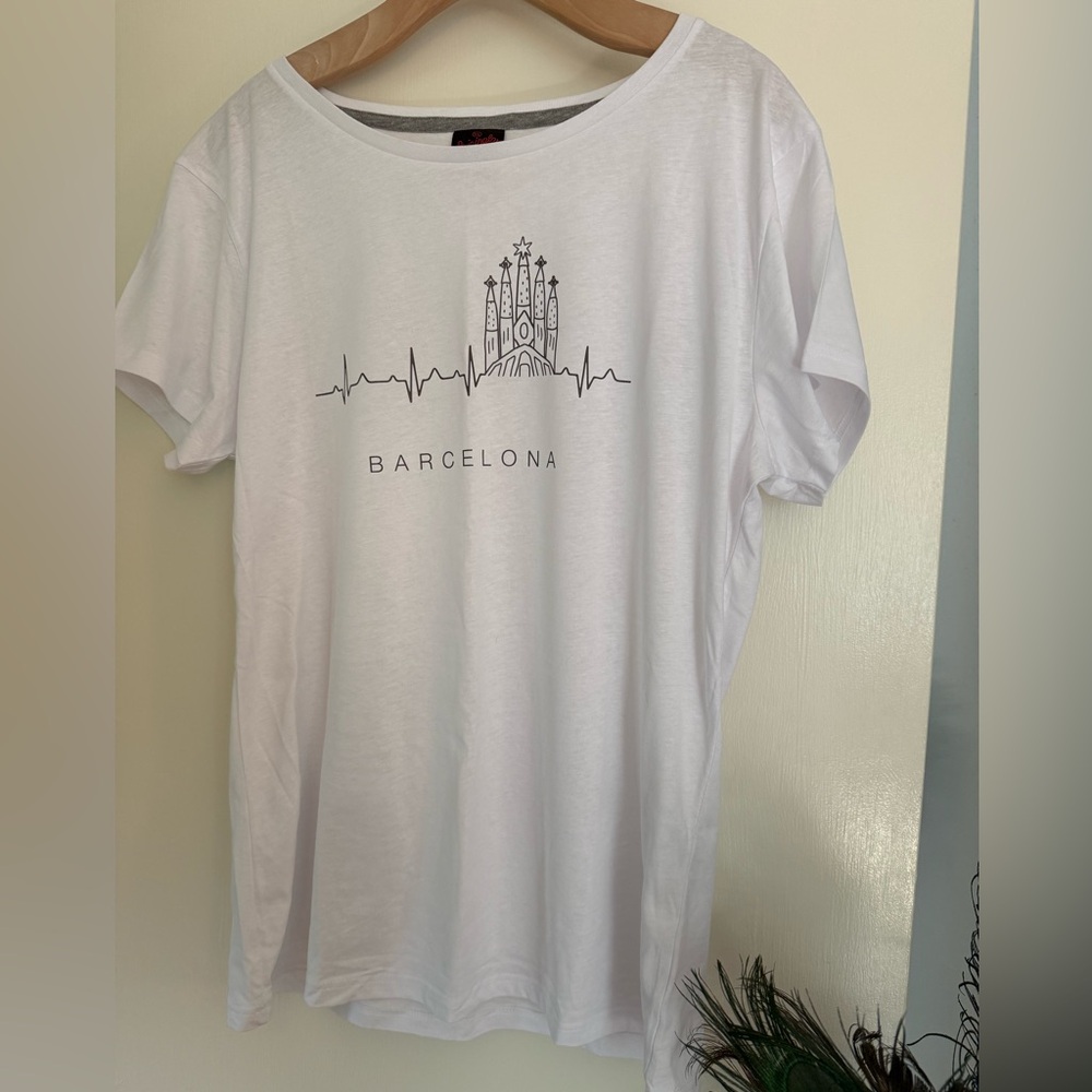 White Short Sleeve Tee by - Picture 2 of 4